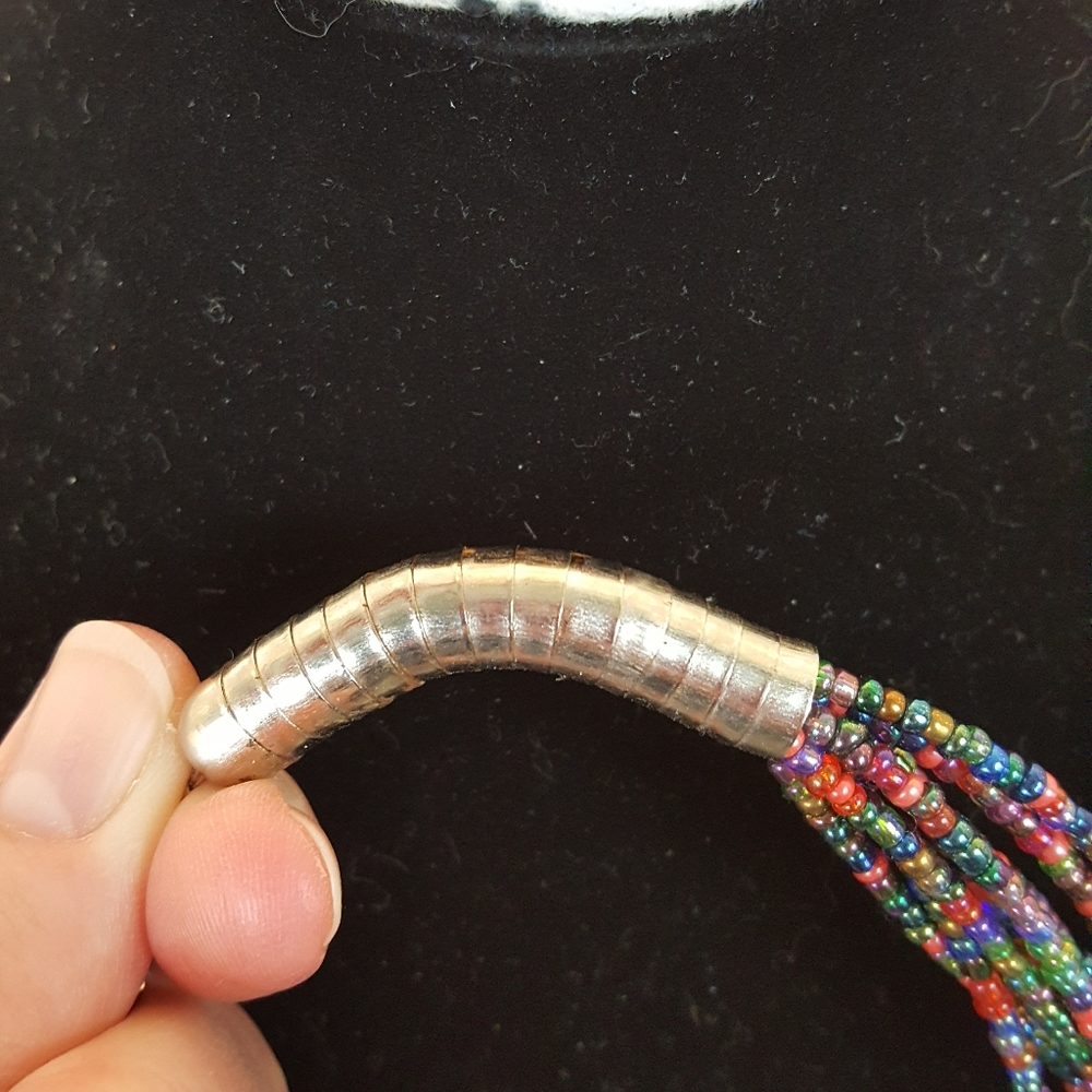 🆕️Beaded Necklace & Earring Set - Picture 4 of 5